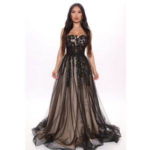 Fashion nova special occasion red carpet dress